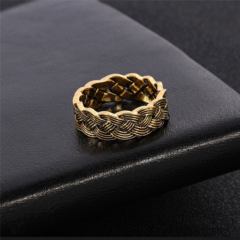 Textured Cuban Ring - Icefall